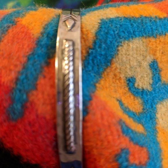 Silpada "Arrow Dynamic Bangle"925 NWT - Picture 3 of 5